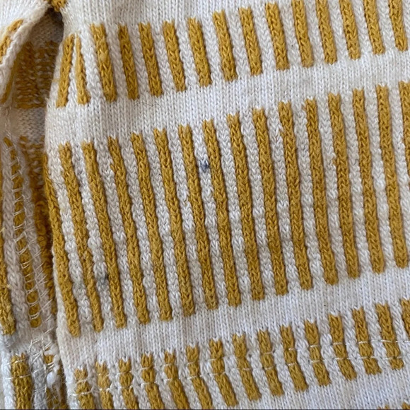 ANTHROPOLOGIE Postmark Mustard Bell Sleeve Top  Small - Picture 5 of 5